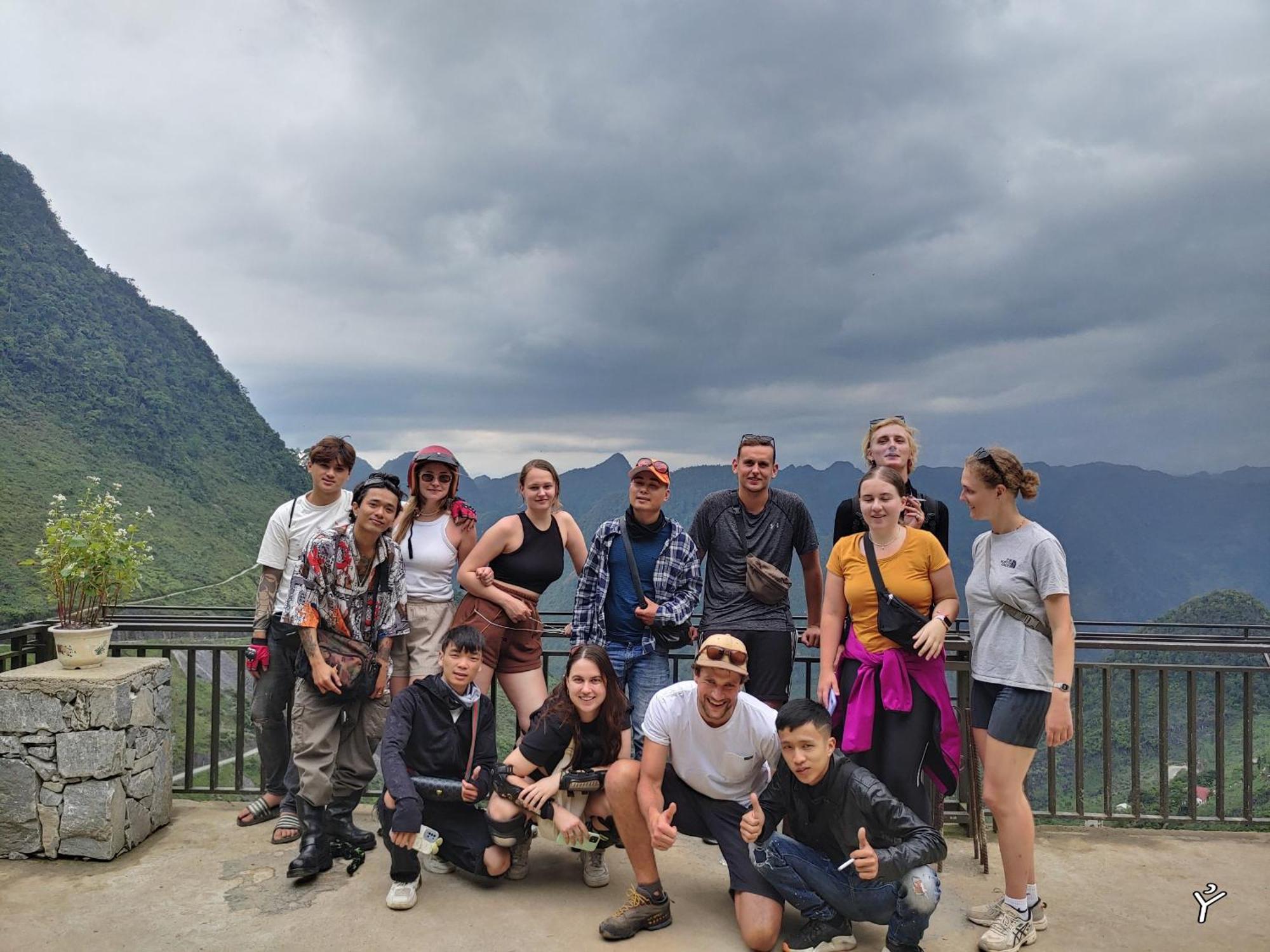 Ha Giang Lotus Hostel Motorbikes Tours 외부 사진