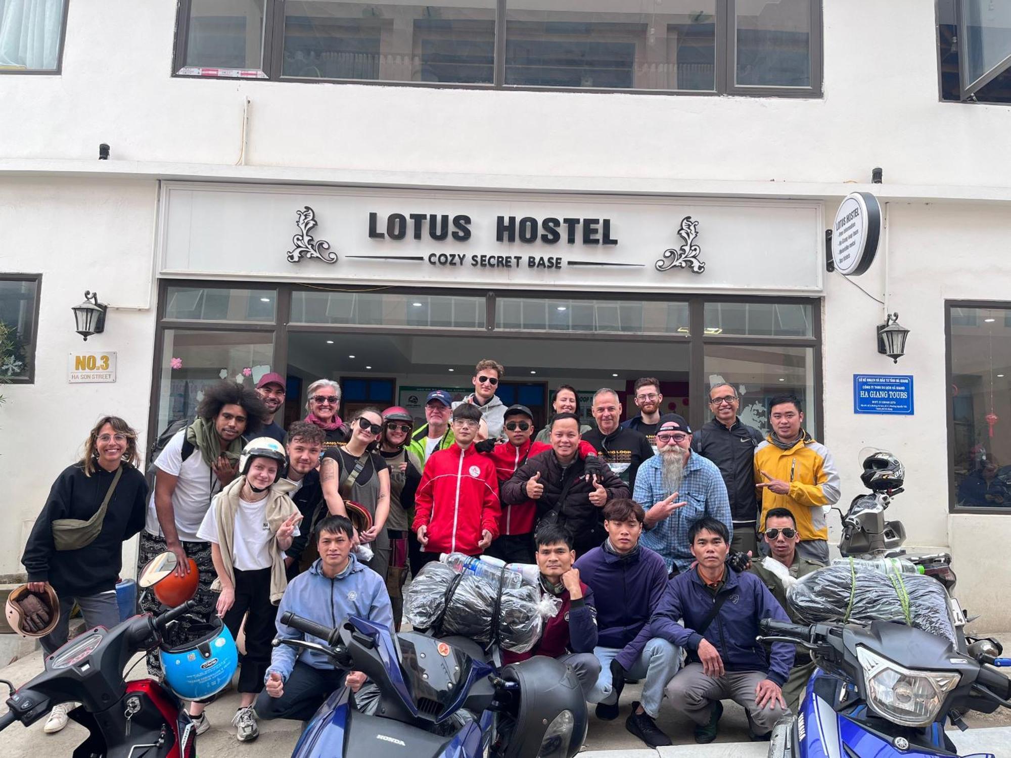 Ha Giang Lotus Hostel Motorbikes Tours 외부 사진