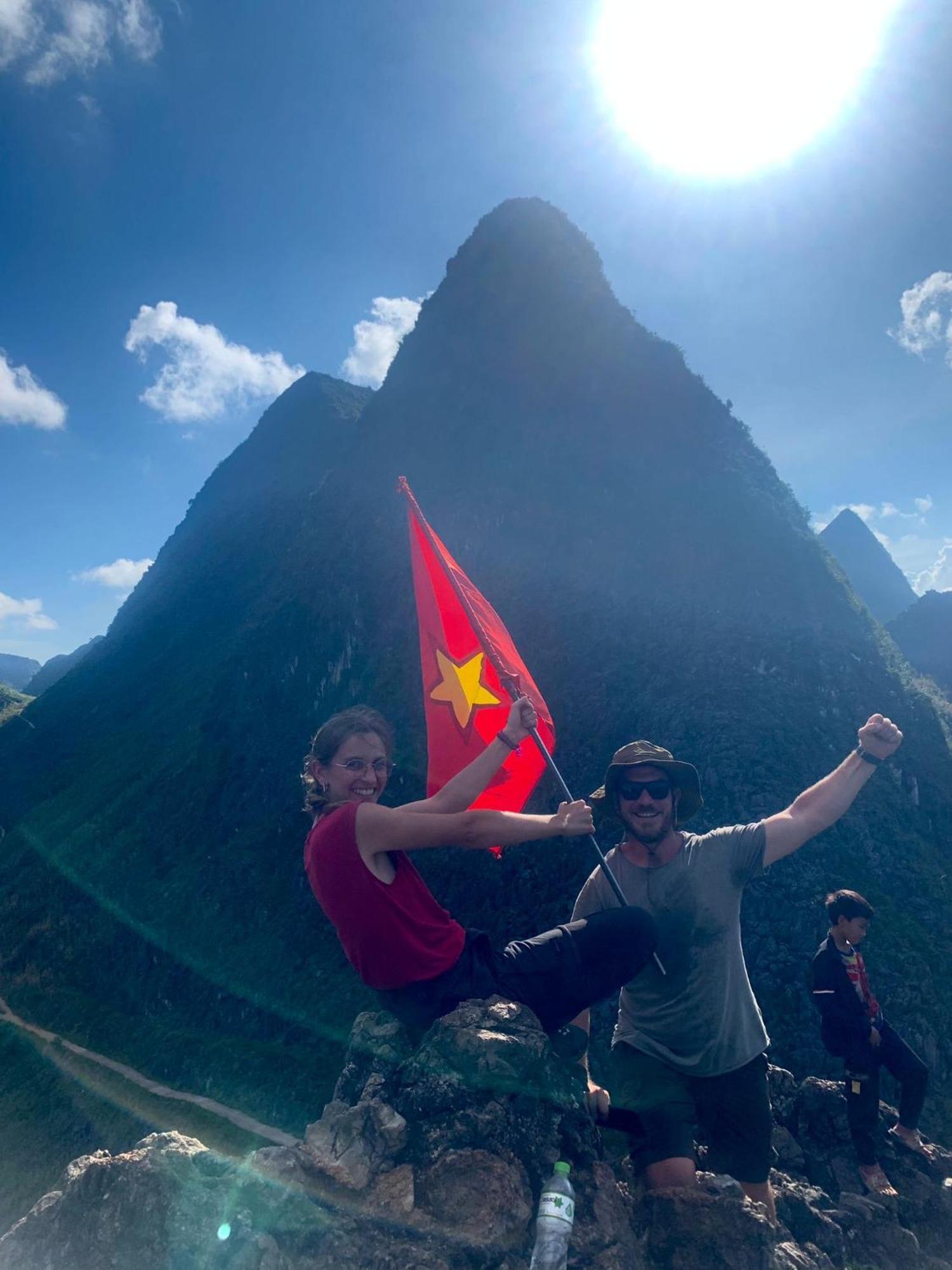 Ha Giang Lotus Hostel Motorbikes Tours 외부 사진