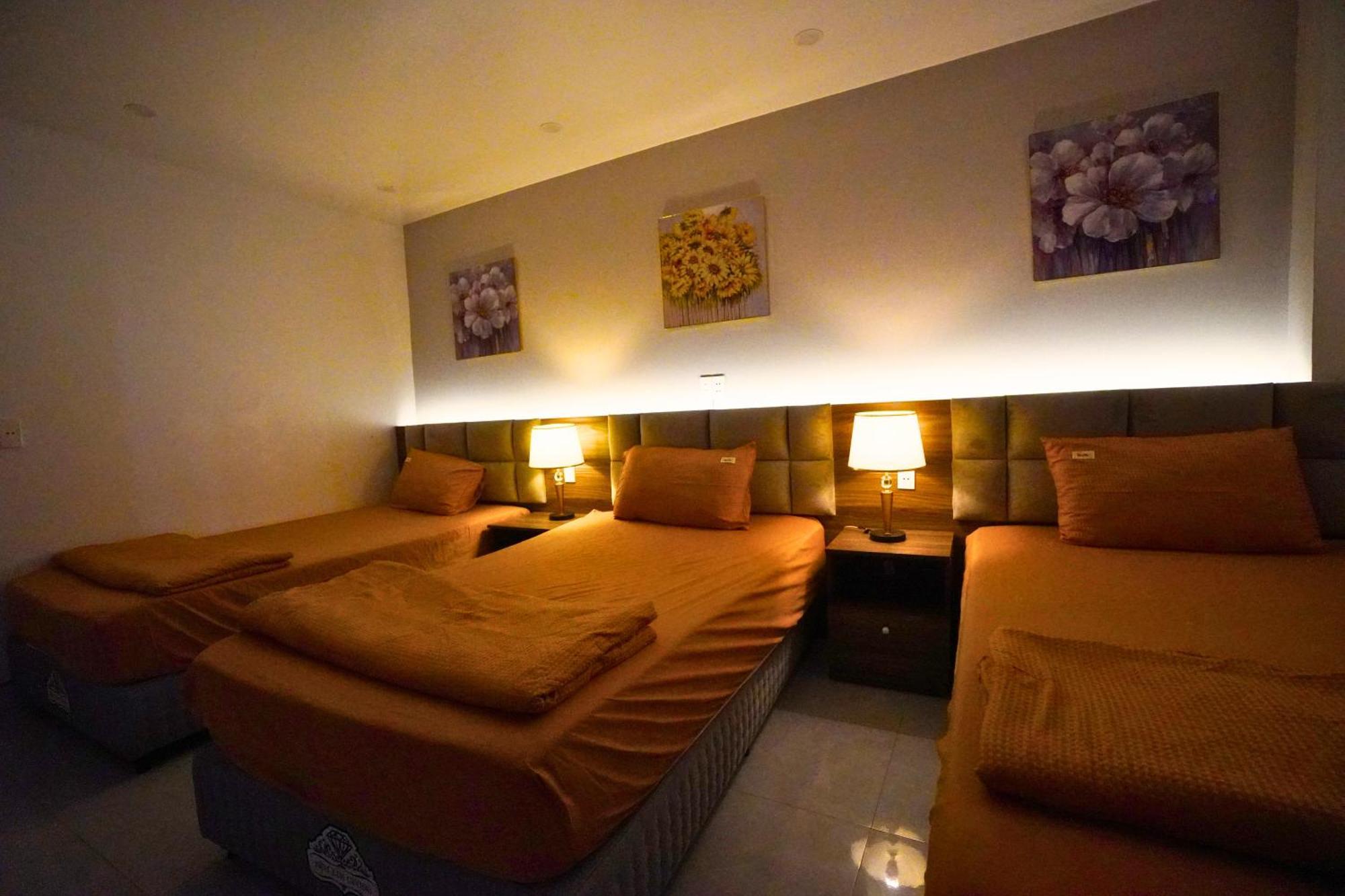 Ha Giang Lotus Hostel Motorbikes Tours 외부 사진