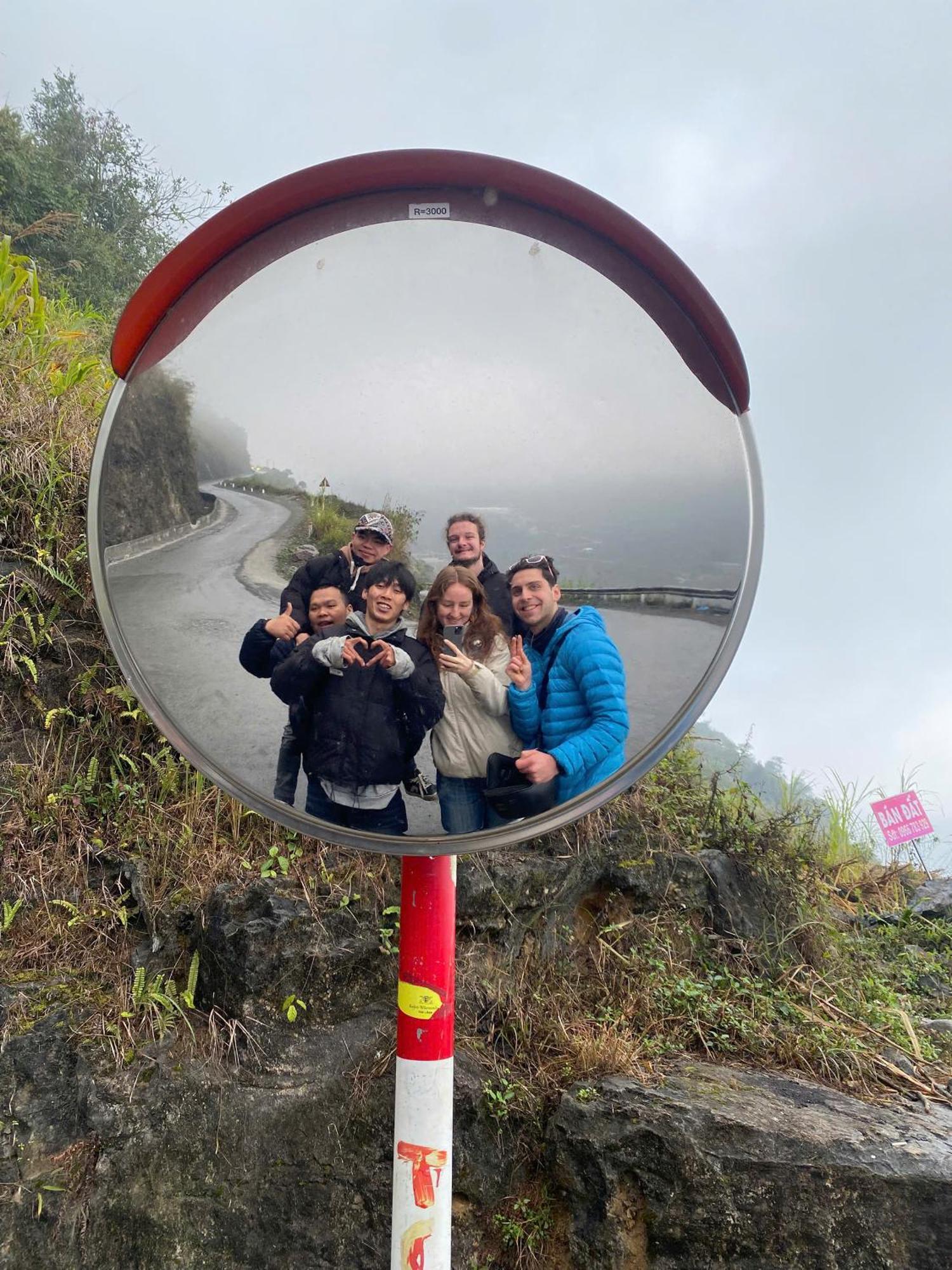 Ha Giang Lotus Hostel Motorbikes Tours 외부 사진